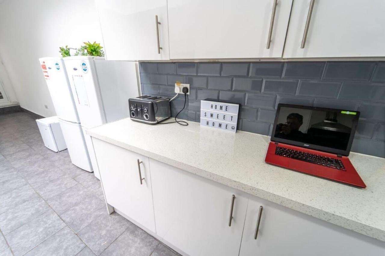 Studio Close To Selly Oak Train Station Birmingham Exterior foto